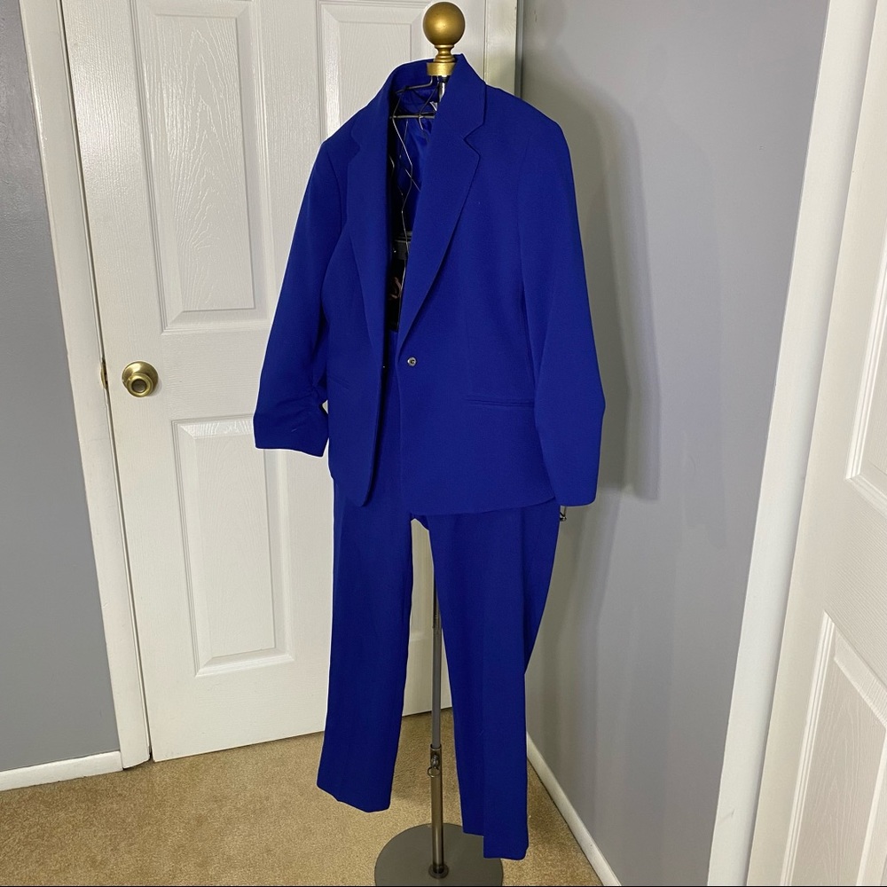 Blazer w matching pants